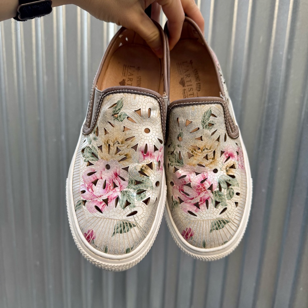 L'ARTISTE DENOFEDEN SLIP-ON SHOE